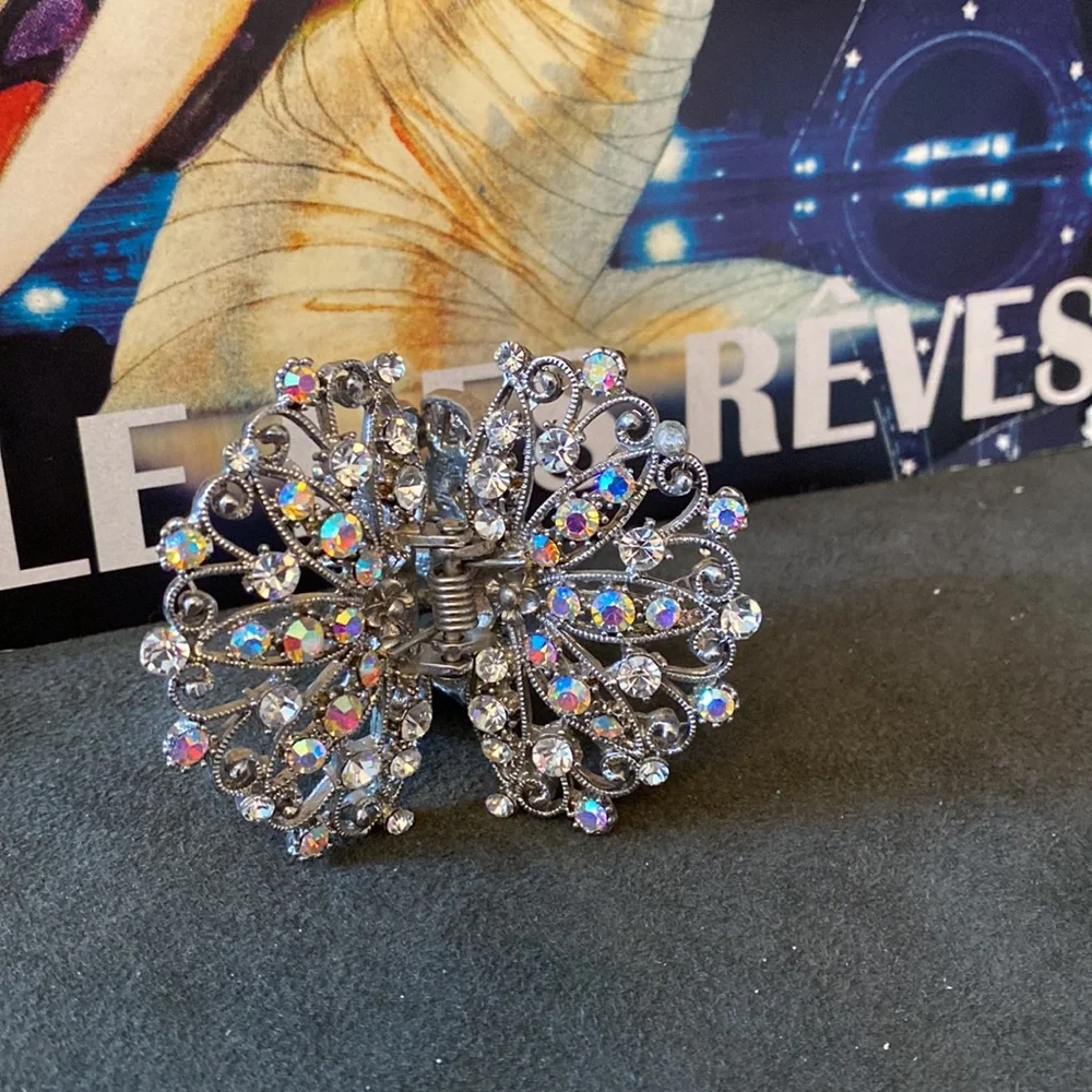 #183 Beautiful butterfly, jeweled, hair clips prices for one two available - Picture 6 of 13